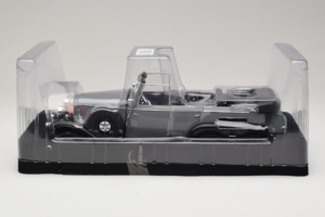 Mercedes G4 6-Wheels Czarny With Figures Signature Models 1:18 38202 Metal — zdjęcie 2 z 3