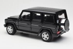 Mercedes G500 W463 Czarny AUTOart 1:18 76216 Metal — zdjęcie 7 z 8