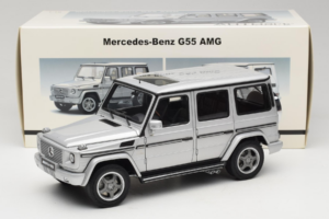 Mercedes G55 AMG W463 Srebrny AUTOart 1:18 76247 Metal — zdjęcie 8 z 8