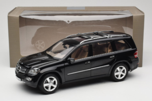 Mercedes GL X164 Obsidian Black Minichamps 1:18 B66962334 Metal — zdjęcie 8 z 8
