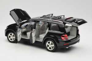 Mercedes GL X164 Period Brown Minichamps 1:18 B66962336 Metal — zdjęcie 5 z 8