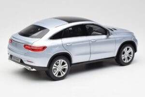 Mercedes GLE Coupe C292 Diamond Srebrny Norev 1:18 B66960358 Metal — zdjęcie 3 z 8