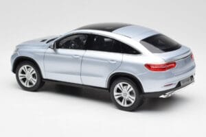 Mercedes GLE Coupe C292 Diamond Srebrny Norev 1:18 B66960358 Metal — zdjęcie 7 z 8