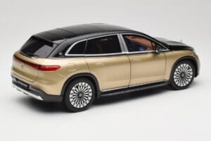 Mercedes Maybach EQS 680 V297 Beżowy NZG 1:18 B66960592 Metal — zdjęcie 3 z 8