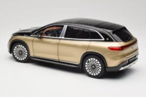 Mercedes Maybach EQS 680 V297 Beżowy NZG 1:18 B66960592 Metal — zdjęcie 7 z 8