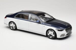 Mercedes Maybach S-Class Z223 Nautical Blue Diamond White Almost Real 1:18 820126 Metal — zdjęcie 6 z 8