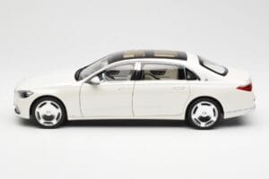 Mercedes Maybach S680 4Matic X223 Diamond Biały Norev 1:18 183918 Metal — zdjęcie 4 z 8