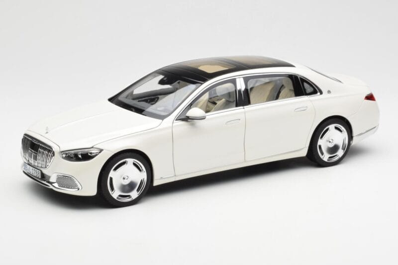 Mercedes Maybach S680 4Matic X223 Diamond Biały Norev 1:18 183918 Metal