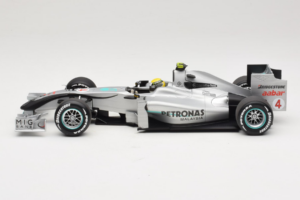 Mercedes MGP W01 #4 N. Rosberg Mercedes GP Showcar 2010 Minichamps 1:18 150100074 Metal — zdjęcie 3 z 7