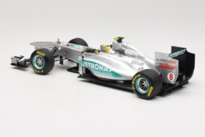 Mercedes MGP W02 #8 N. Rosberg Mercedes GP 2011 Minichamps 1:18 110110008 Metal — zdjęcie 5 z 7