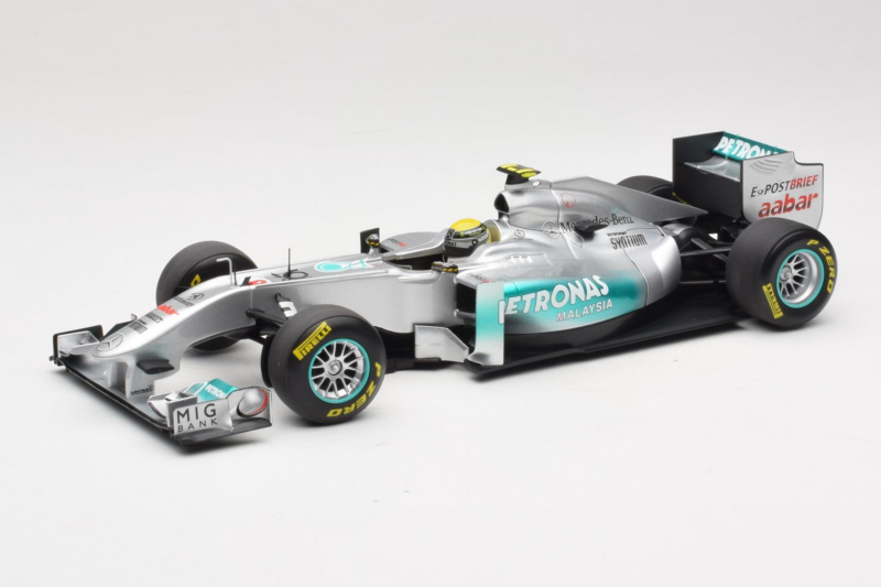 Mercedes MGP W02 #8 N. Rosberg Mercedes GP Showcar 2011 Minichamps 1:18 110110078 Metal