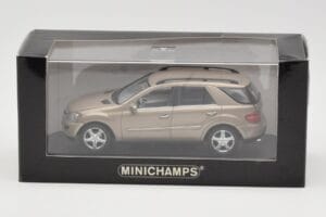 Mercedes ML W164 Miedziany Metalik Minichamps 1:43 ML002 Metal — zdjęcie 4 z 4