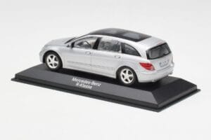 Mercedes R-Class W251 Iridium Silver Minichamps 1:43 B66962214 Metal — zdjęcie 3 z 4