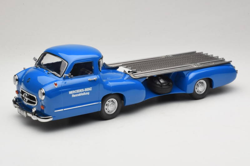 Mercedes Renntransporter Blaues Wunder iScale 1:18 118000000006-P1 Metal