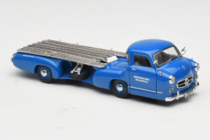Mercedes Renntransporter Blue Wonder CMC 1:43 M-036K Metal — zdjęcie 6 z 8