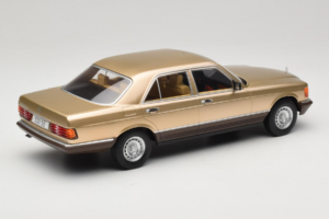Mercedes S-Class W126 Metallic Beige MCG 1:18 MCG18548 Metal — zdjęcie 2 z 6