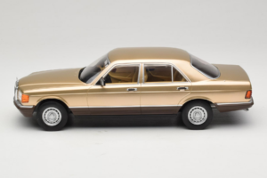 Mercedes S-Class W126 Metallic Beige MCG 1:18 MCG18548 Metal — zdjęcie 3 z 6