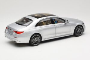 Mercedes S-Class W223 AMG Line Brilliant Silver Norev 1:18 183805 Metal — zdjęcie 3 z 8