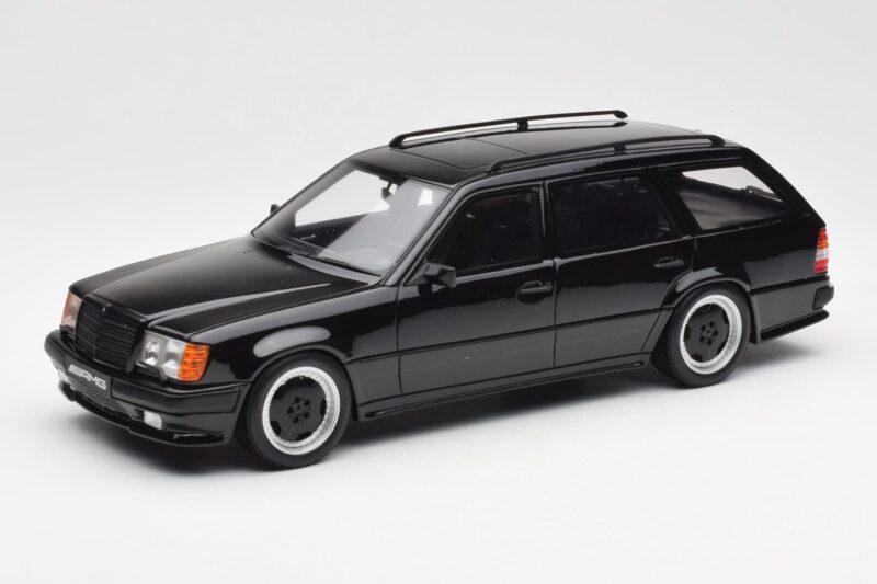 Mercedes 300 TE AMG S124 Czarny Otto 1:18 OT147 Żywica
