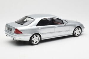 Mercedes AMG S55 W220 Srebrny Otto 1:18 OT292 Żywica — zdjęcie 2 z 6