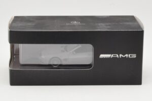 Mercedes SL 55 AMG R230 Srebrny Minichamps 1:43 B66962347 Metal — zdjęcie 4 z 4