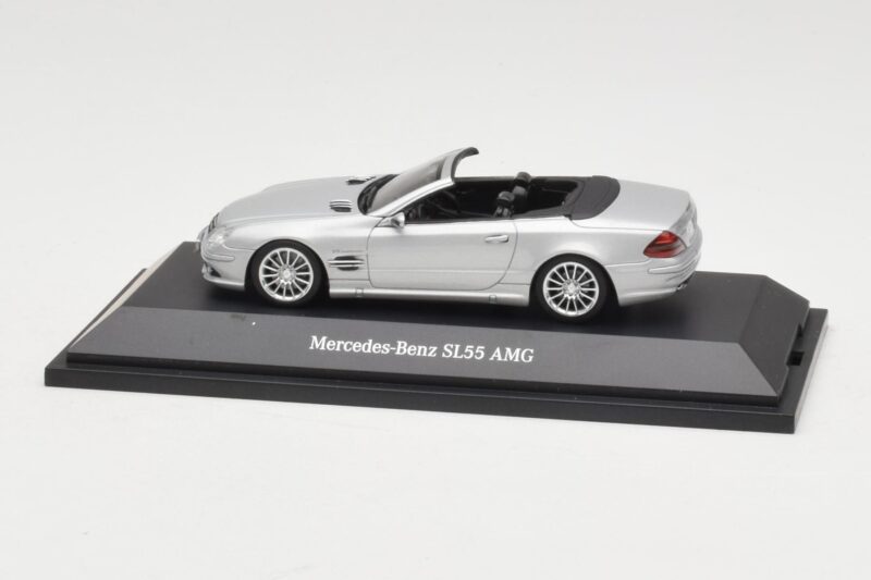 Mercedes SL 55 AMG R230 Srebrny Minichamps 1:43 B66962347 Metal