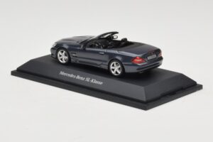 Mercedes SL R230 Tenorit Grey Metallic Minichamps 1:43 B66962392 Metal — zdjęcie 3 z 4