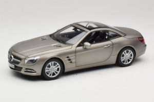 Mercedes SL500 R231 Dark Grey Matt Norev 1:18 183590 Metal — zdjęcie 3 z 9