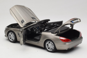 Mercedes SL500 R231 Dark Grey Matt Norev 1:18 183590 Metal — zdjęcie 6 z 9