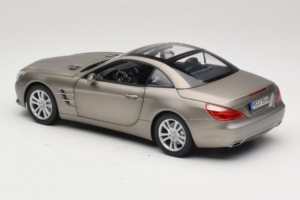 Mercedes SL500 R231 Dark Grey Matt Norev 1:18 183590 Metal — zdjęcie 8 z 9