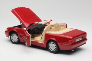 Mercedes SL500 R129 Czerwony Revell 1:18 08927 Metal — zdjęcie 5 z 8