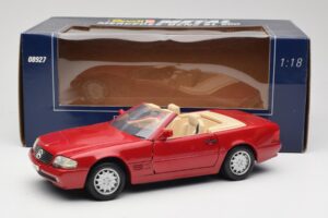 Mercedes SL500 R129 Czerwony Revell 1:18 08927 Metal — zdjęcie 8 z 8
