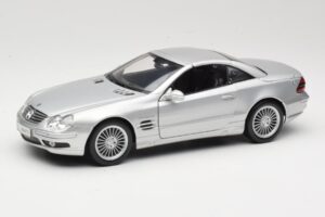 Mercedes SL55 AMG R230 Srebrny Maisto 1:18 36894 Metal