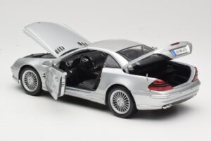 Mercedes SL55 AMG R230 Srebrny Maisto 1:18 36894 Metal — zdjęcie 5 z 8