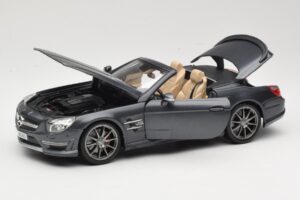 Mercedes SL65 AMG Black Series R230 Matte Black Maisto 1:18 36198 Metal — zdjęcie 2 z 8