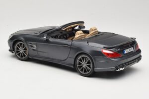 Mercedes SL65 AMG Black Series R230 Matte Black Maisto 1:18 36198 Metal — zdjęcie 7 z 8