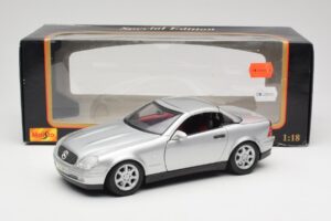 Mercedes SLK R170 Roadster Srebrny Maisto 1:18 31674 Metal — zdjęcie 2 z 9