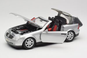 Mercedes SLK R170 Roadster Srebrny Maisto 1:18 31674 Metal — zdjęcie 9 z 9
