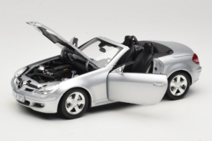 Mercedes SLK R171 Srebrny Minichamps 1:18 B66962318 Metal — zdjęcie 2 z 9