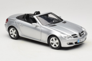 Mercedes SLK R171 Srebrny Minichamps 1:18 B66962318 Metal — zdjęcie 7 z 9