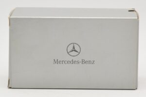 Mercedes SLR McLaren Crystal Silver Minichamps 1:43 B66961974 Metal — zdjęcie 4 z 4