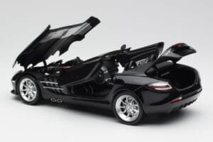 Mercedes SLR McLaren Roadster R199 Crystal Galaxit Czarny Minichamps 1:18 B66961004 Metal — zdjęcie 5 z 8