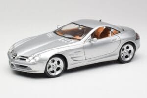 Mercedes SLR Vision Liquid Srebrny Maisto 1:18 B66962101 Metal