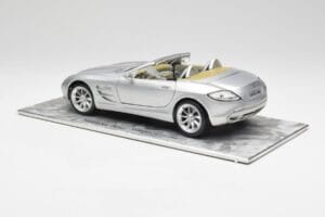 Mercedes SLR Vision Roadster Liquid Srebrny Maisto 1:18 B66963208 Metal — zdjęcie 7 z 8