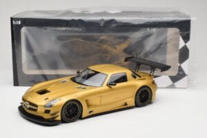 Mercedes AMG SLS C197 GT3 Street Złoty Minichamps 1:18 151113106 Metal — zdjęcie 6 z 6