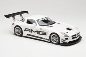 Mercedes AMG SLS C197 GT3 Street Biały Minichamps 1:18 151123107 Metal — zdjęcie 4 z 6