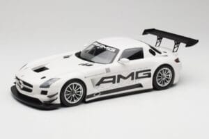 Mercedes AMG SLS C197 GT3 Street Biały Minichamps 1:18 151123107 Metal