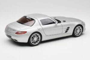 Mercedes SLS AMG C197 Iridium Srebrny Minichamps 1:18 100039026 Metal — zdjęcie 3 z 8