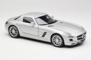 Mercedes SLS AMG C197 Iridium Srebrny Minichamps 1:18 100039026 Metal — zdjęcie 6 z 8