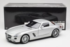 Mercedes SLS AMG C197 Iridium Srebrny Minichamps 1:18 100039026 Metal — zdjęcie 8 z 8